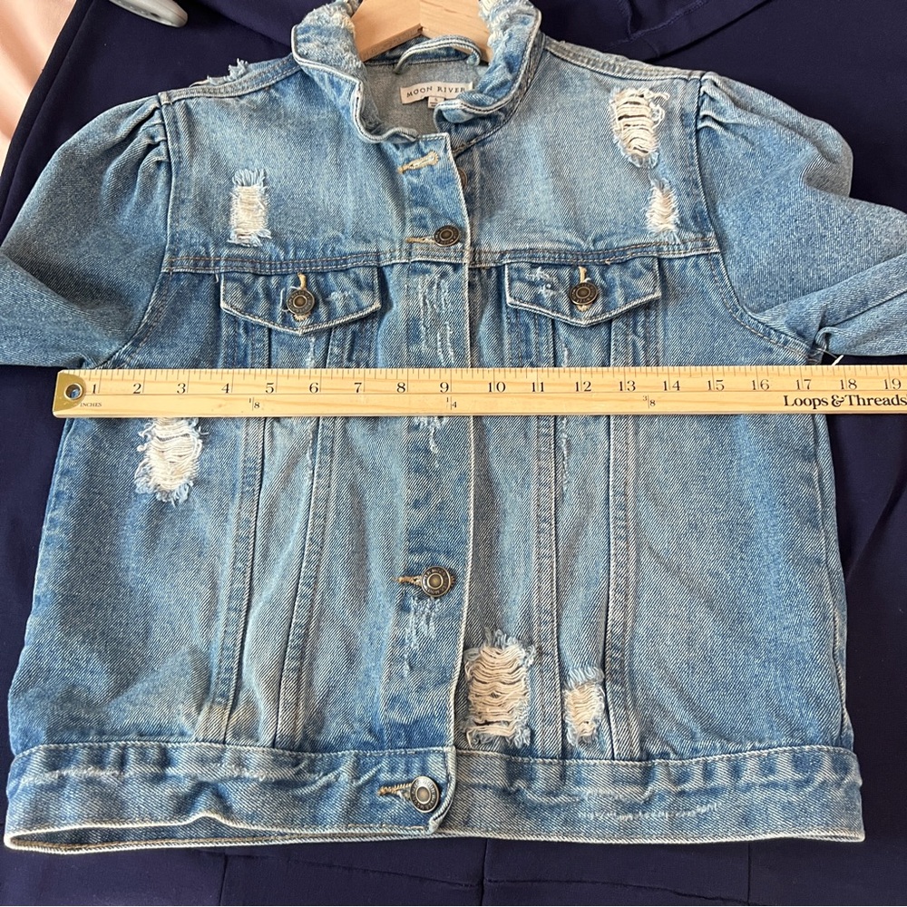 Moon River Light Blue Denim‎ Ripped Distressed Puff Shoulder Jean Jacket Size S - Picture 14 of 16
